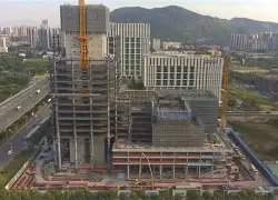 亚博游戏官网-费德勒身穿优衣库