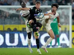 荷甲积分榜最新比分